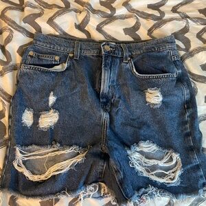 Dark blue jean shorts from forever 21